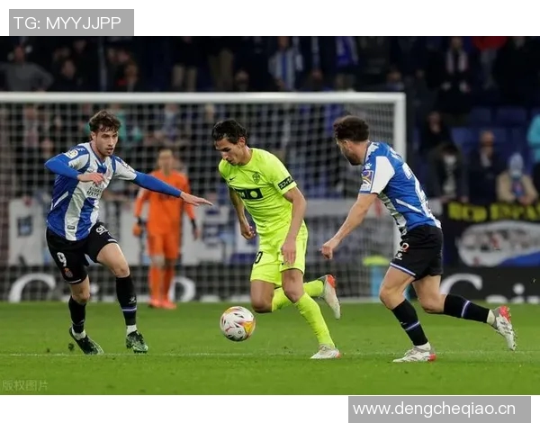 西班牙人主场迎战马洛卡争夺宝贵积分的精彩对决直播盛况